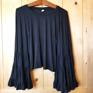 Floerns Black Southwestern Bell Sleeve NWOT